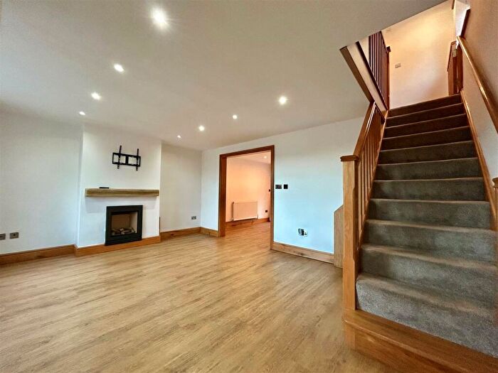 House To Rent In Primrose Drive, Ditton, ME20
