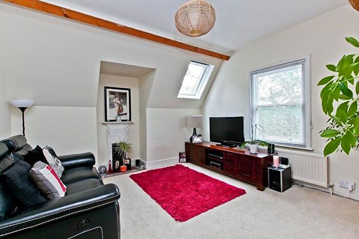 2 Bedroom Apartment To Rent In Station Avenue, Walton-on-Thames, Surrey, KT12
