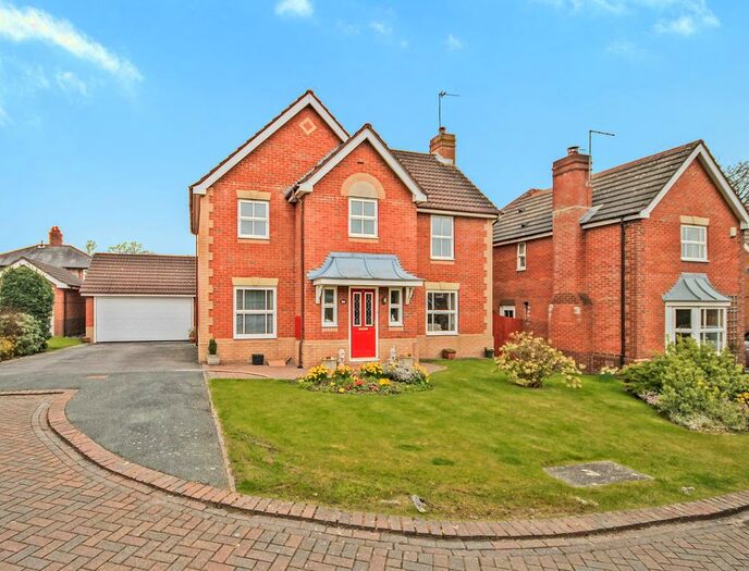 4 Bedroom Detached House For Sale In Limefield Avenue, Lymm, WA13