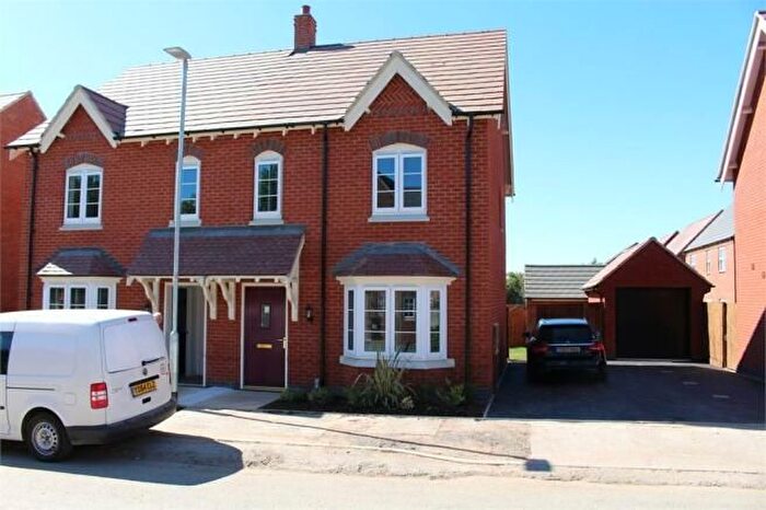 3 Bedroom Semi-Detached House To Rent In Gloster Road, Lutterworth, LE17