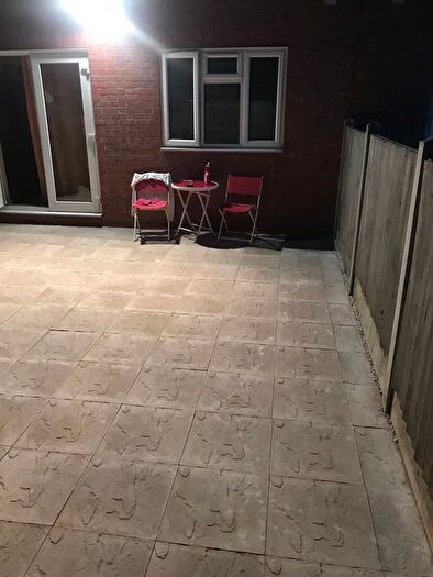 Studio To Rent In Berengers Court, Romford, Essex, RM6
