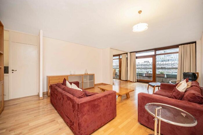 1 Bedroom Flat For Sale In Barbican, Gilbert House, EC2Y