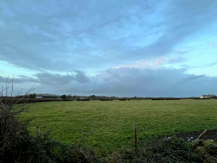 3 Bedroom Detached House For Sale In Fonmon Park Road, Rhoose, CF62