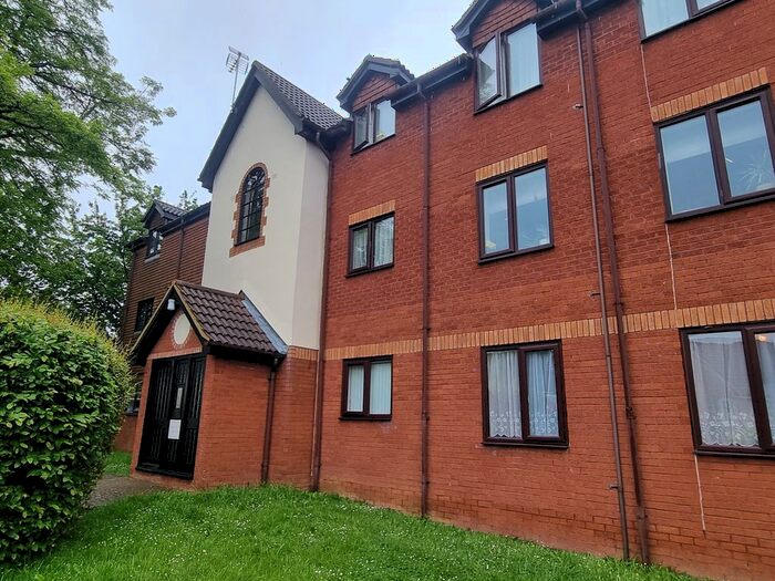 1 Bedroom Flat To Rent In Cromwell Road, Letchworth Garden City, SG6