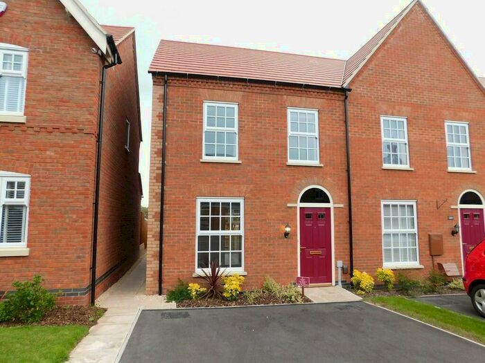 3 Bedroom Semi-Detached House To Rent In Spring Avenue, Ashby-de-la-Zouch, LE65