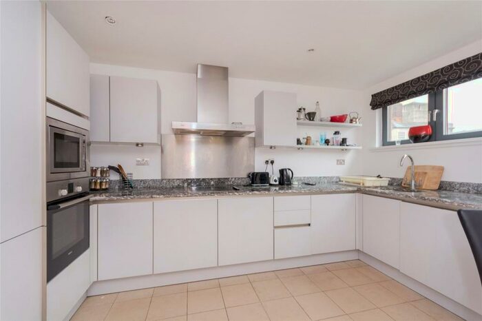 2 Bedroom Property To Rent In Stream Edge, Lower Fisher Row, OX1