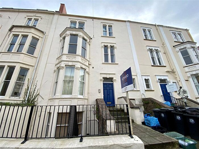 3 Bedroom Flat To Rent In West Park, Clifton, Bristol, BS8
