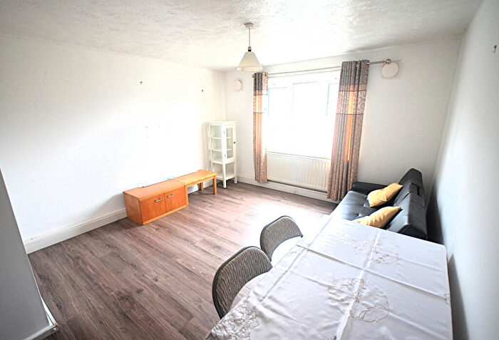 1 Bedroom Flat To Rent In London, E16
