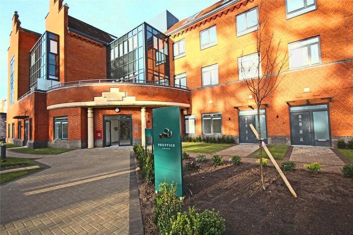 2 Bedroom Flat To Rent In Prestige House, - High Street, Egham, TW20