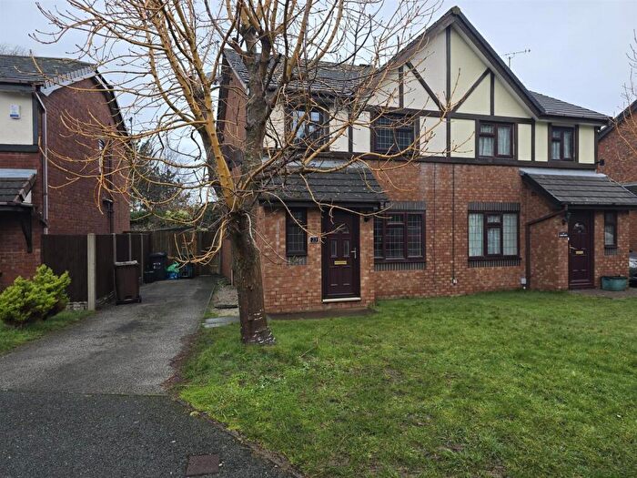 3 Bedroom Semi Detached House To Rent In Gardd Eryri, Dwygyfylchi, Penmaenmawr, LL34