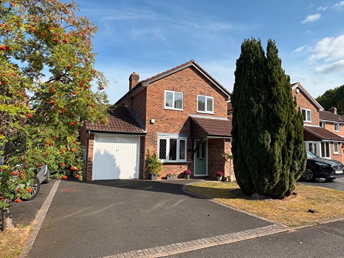 3 Bedroom Detached House For Sale In Yew Tree Road, Madeley, Telford, Te., TF7