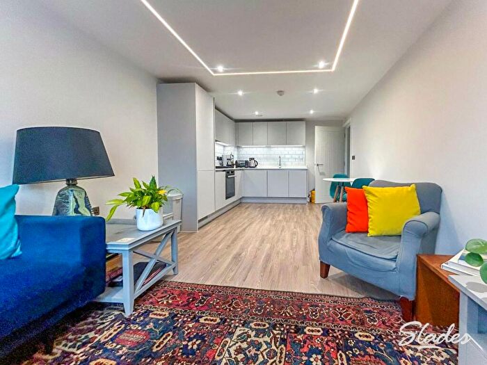 2 Bedroom Apartment To Rent In Lymington Road, Highcliffe, Christchurch, BH23