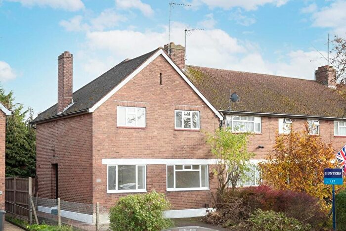 4 Bedroom Semi Detached House To Rent In Lichfield Road, Cricklewood, London, NW2