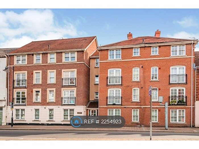 2 Bedroom Flat To Rent In London Street, Reading, RG1