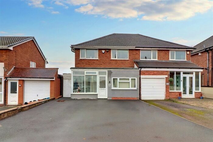 3 Bedroom Semi-Detached House For Sale In Birmingham Road, Shenstone Wood End, Lichfield, WS14