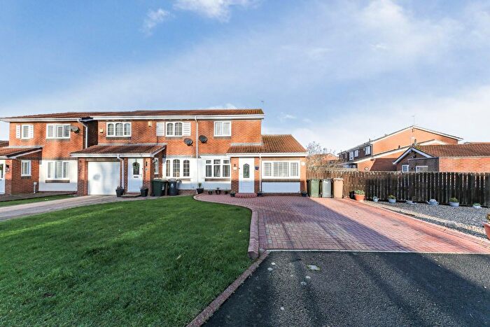 3 Bedroom Semi Detached House For Sale In Cherrytree Close, Killingworth, NE12