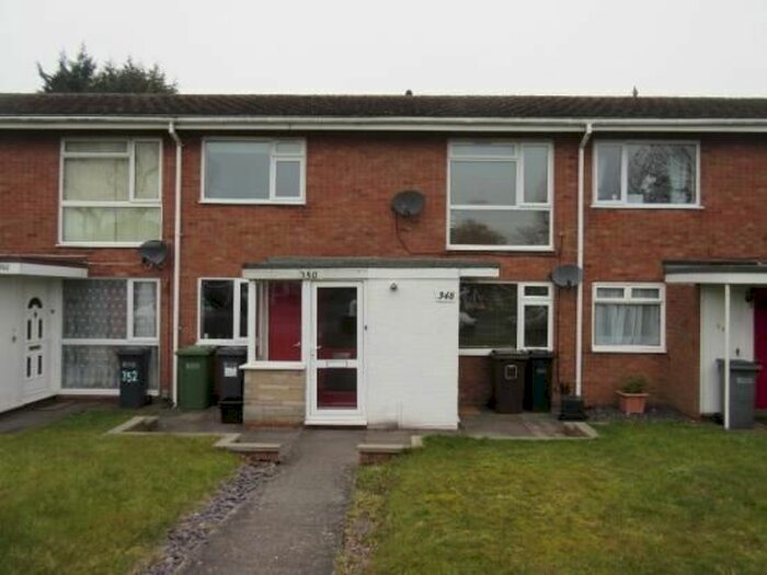 2 Bedroom Maisonette To Rent In Rowood Drive, Solihull, B92