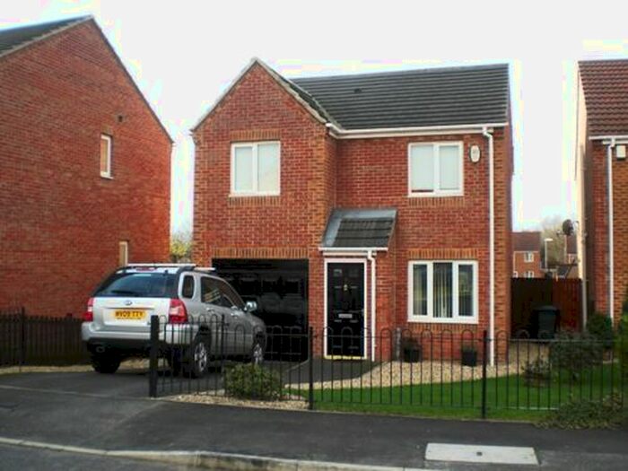 3 Bedroom Detached House To Rent In Tynewold Close, Gateshead, NE8