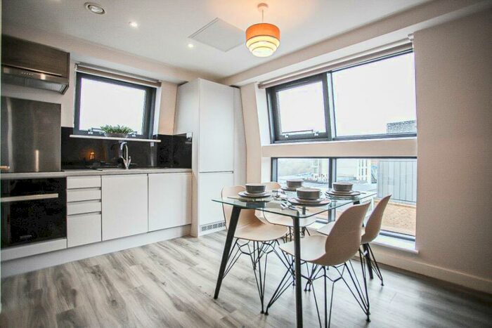 2 Bedroom Apartment To Rent In The Forge Newcastle Upon Tyne, NE1