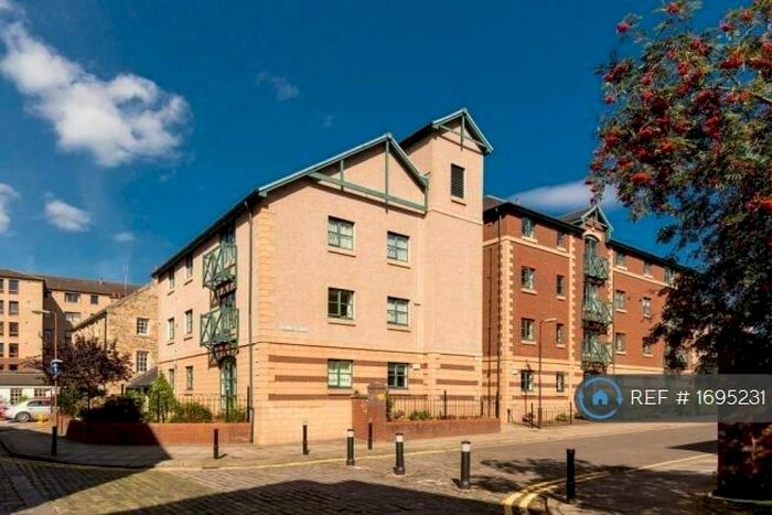 2 Bedroom Flat To Rent In Silvermills, Edinburgh, EH3