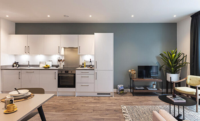 1 Bedroom Apartment To Rent In £ Gift Voucher Incentive, The Almere, Avebury Boulevard, Central Milton Keynes, Milton Keynes, MK9