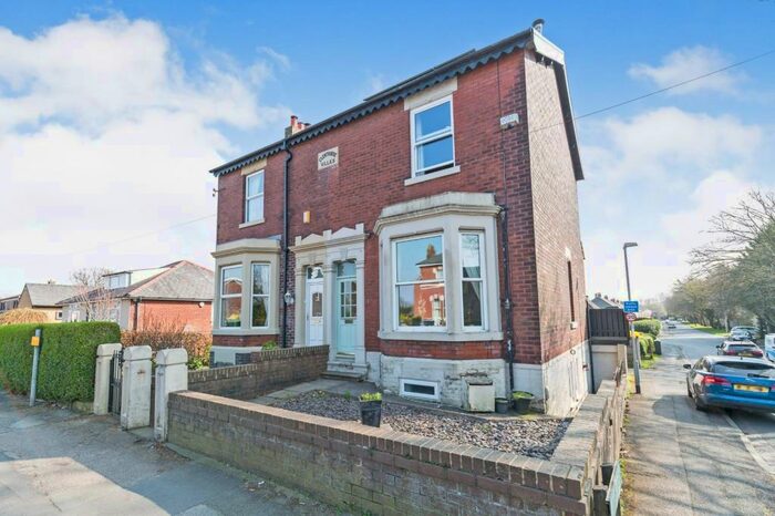 3 Bedroom Semi-Detached House To Rent In Glenthorne Villas, Brownedge Lane, Bamber Bridge, Preston, PR5
