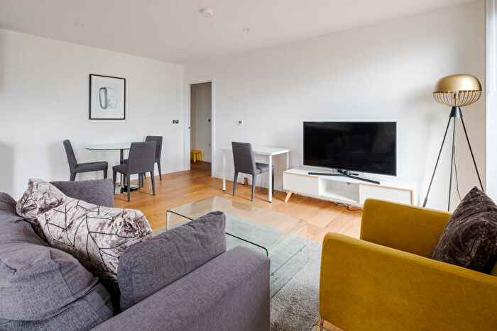 1 Bedroom Flat For Sale In Dock Street, London, E1