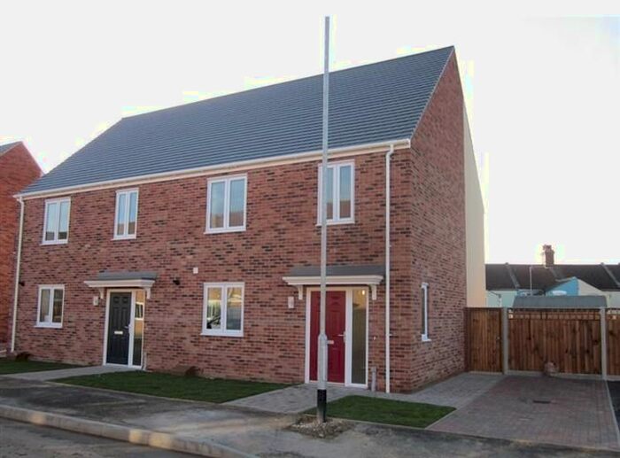 3 Bedroom Terraced House To Rent In Sandpiper Way, King's Lynn, PE30