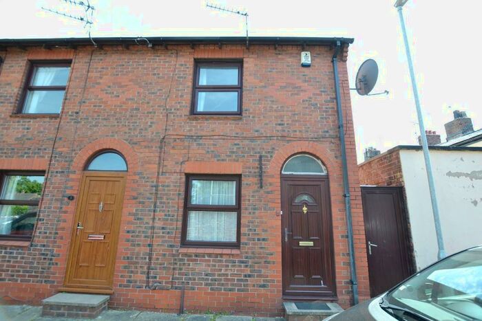 2 Bedroom End Of Terrace House To Rent In Poynton Street, Macclesfield, SK10