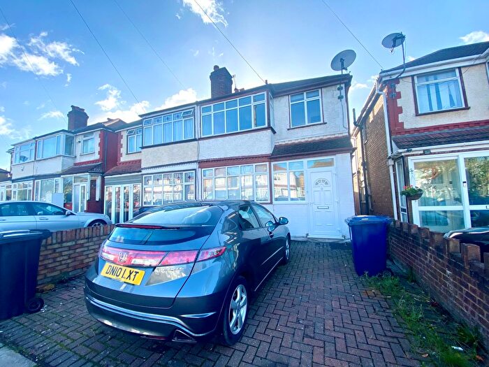 3 Bedroom Semi-Detached House To Rent In Wood End Gardens, Northolt, UB5