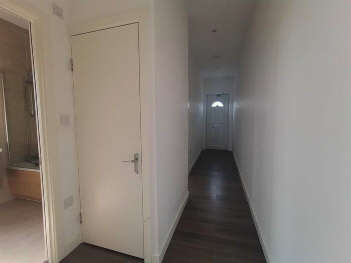 1 Bedroom Flat To Rent In Lampits Hill, Corringham, Stanford-Le-Hope, SS17