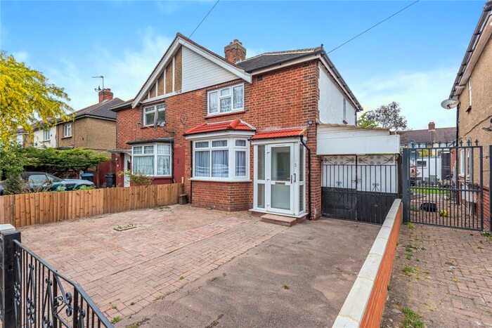 3 Bedroom Semi-Detached House To Rent In Galliard Road, Edmonton, London, N9