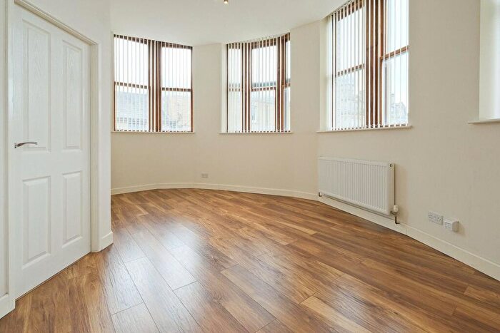 1 Bedroom Apartment To Rent In Blackburn Road, Accrington, Lancashire, BB5
