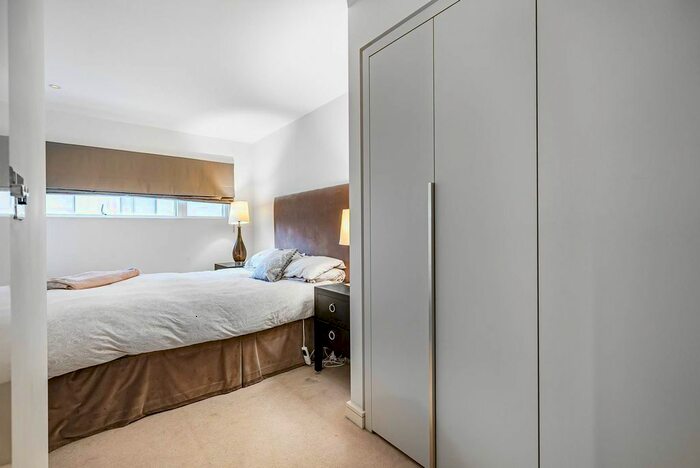 1 Bedroom Flat To Rent In Gatliff Road, Pimlico, London, SW1W