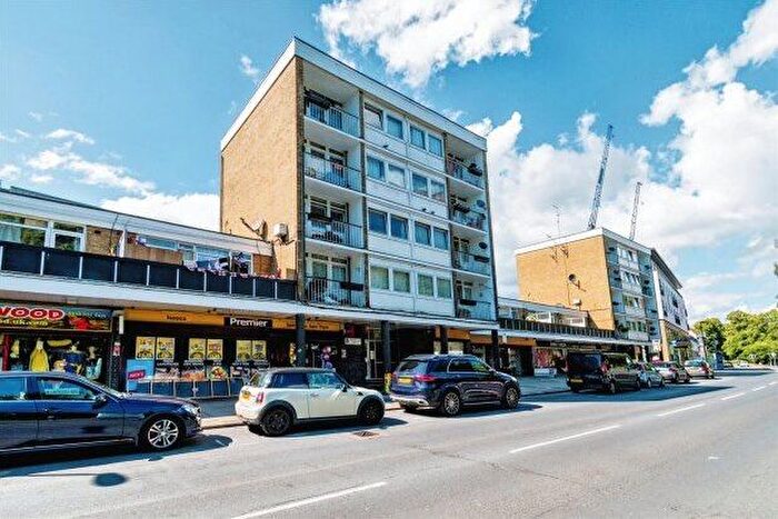 4 Bedroom Flat To Rent In Queensway, Southampton, SO14