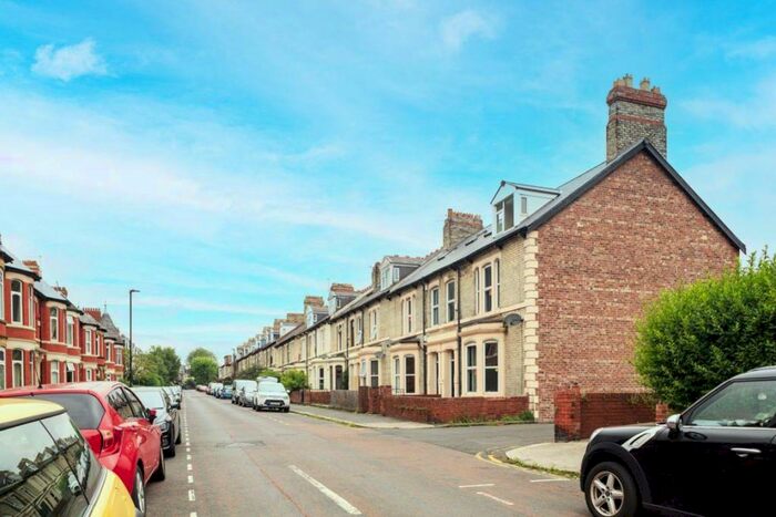 7 Bedroom Property To Rent In Queens Road, Newcastle Upon Tyne, NE2