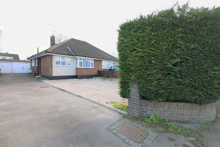2 Bedroom Bungalow To Rent In Warley Hill, Brentwood, Essex, CM13