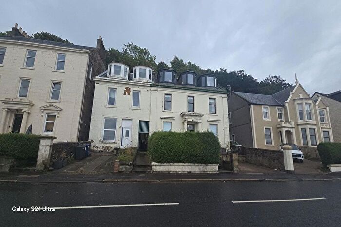 2 Bedroom Flat For Sale In , Albert Road, Flat -, Gourock, PA19