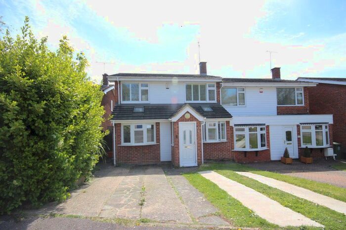3 Bedroom Property To Rent In Feering Road, Billericay, CM11