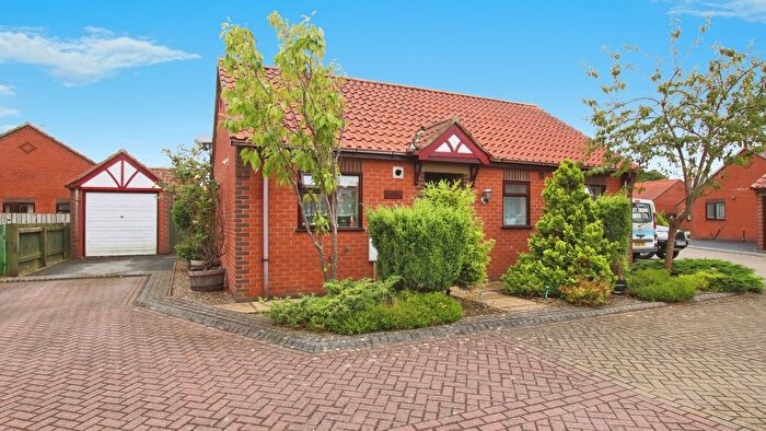 2 Bedroom Detached Bungalow For Sale In Angus Drive, Driffield, YO25