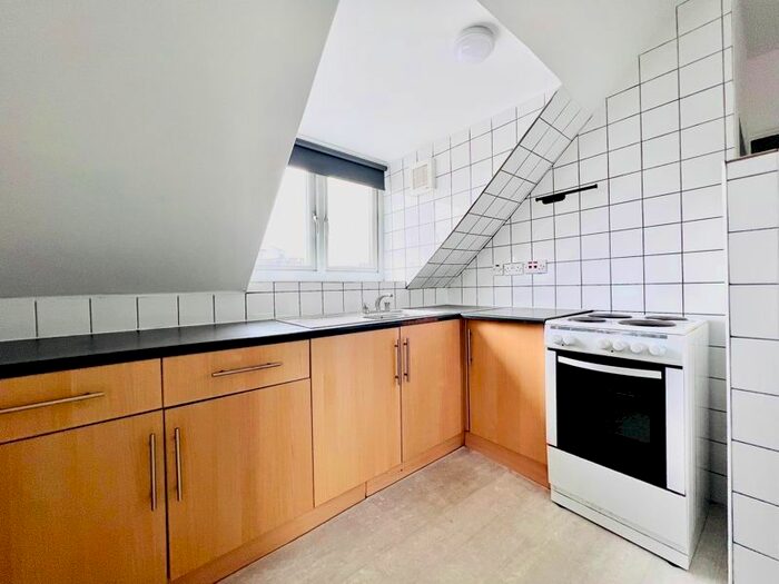 1 Bedroom Flat To Rent In St. Mark's Rise, London, E8