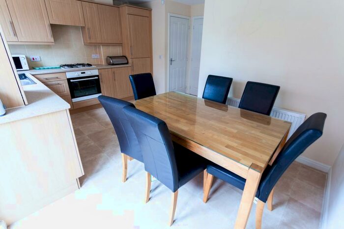 4 Bedroom Semi-Detached House To Rent In Dorothy Drive, L7