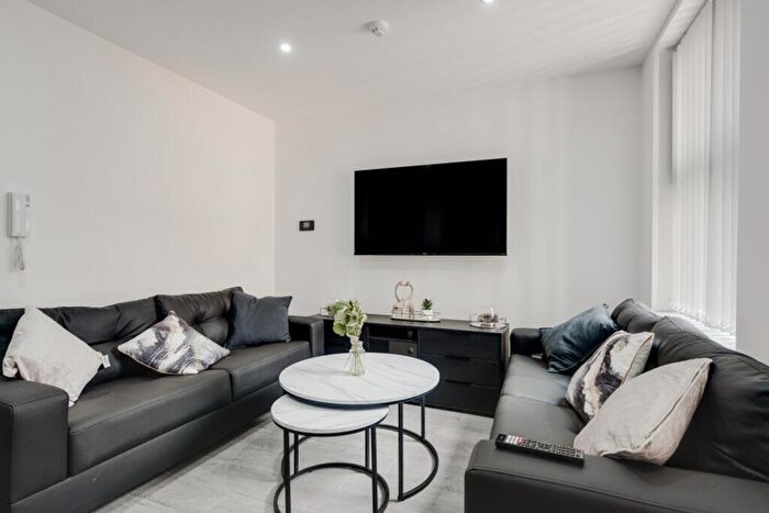 7 Bedroom House To Rent In Liscard Road, Liverpool, L15