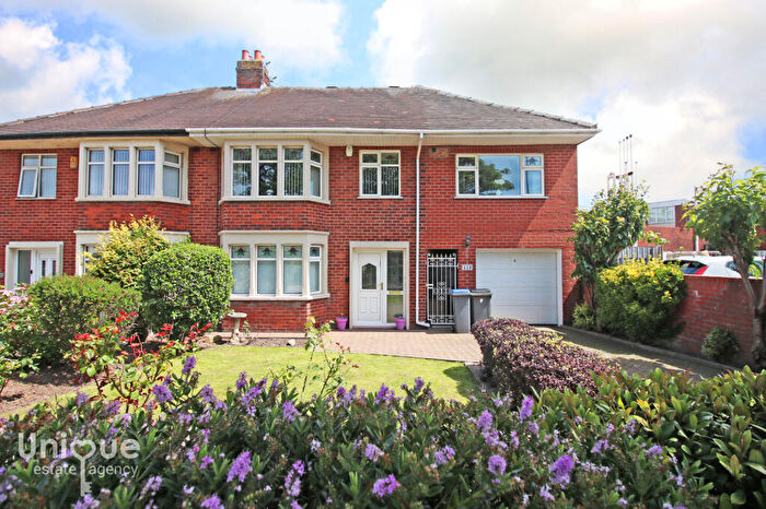 3 Bedroom Flat For Sale In Devonshire Road, Blackpool, FY2