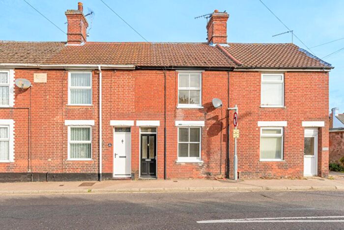 3 Bedroom Terraced House For Sale In Ingate, Beccles, NR34