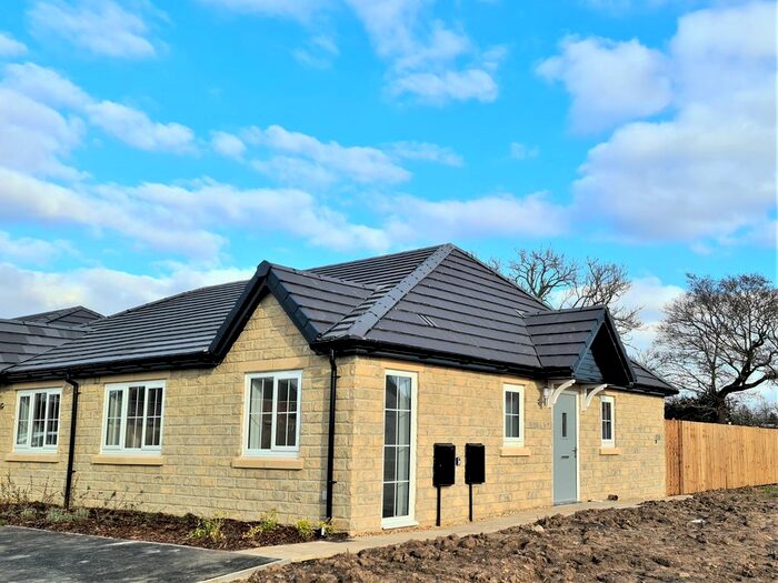 2 Bedroom Bungalow To Rent In Waters Nook, Longridge, PR3