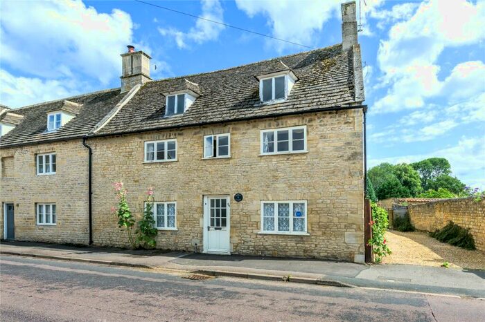 4 Bedroom House For Sale In Park Street, Kings Cliffe, Northamptonshire, PE8