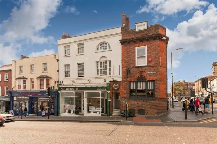 2 Bedroom Flat To Rent In Holywell Hill, St.Albans, AL1