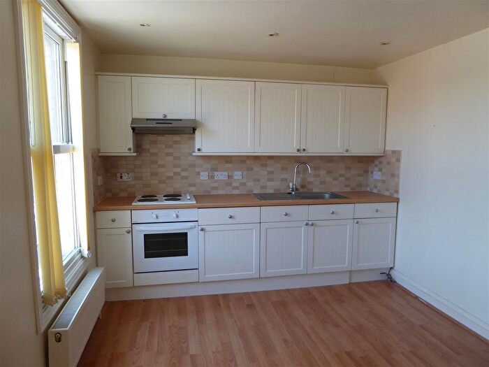 1 Bedroom Flat To Rent In Hardres Street, Ramsgate, CT11