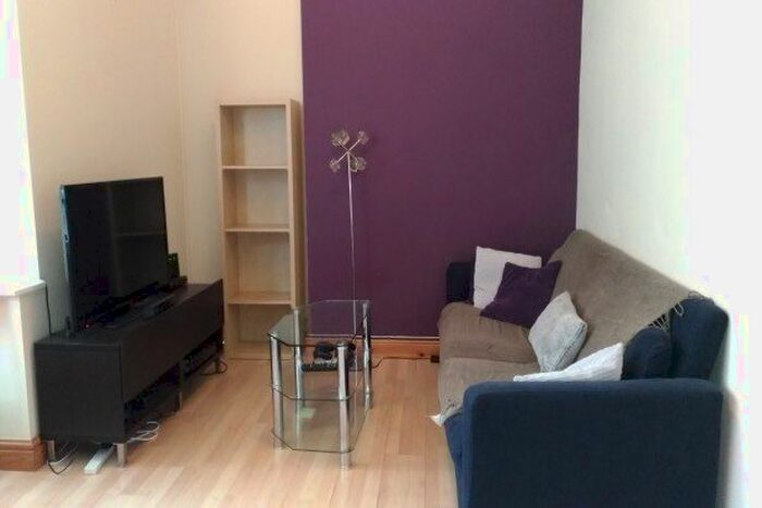 1 Bedroom Flat To Rent In 96 Clarendon Road, Manchester M16